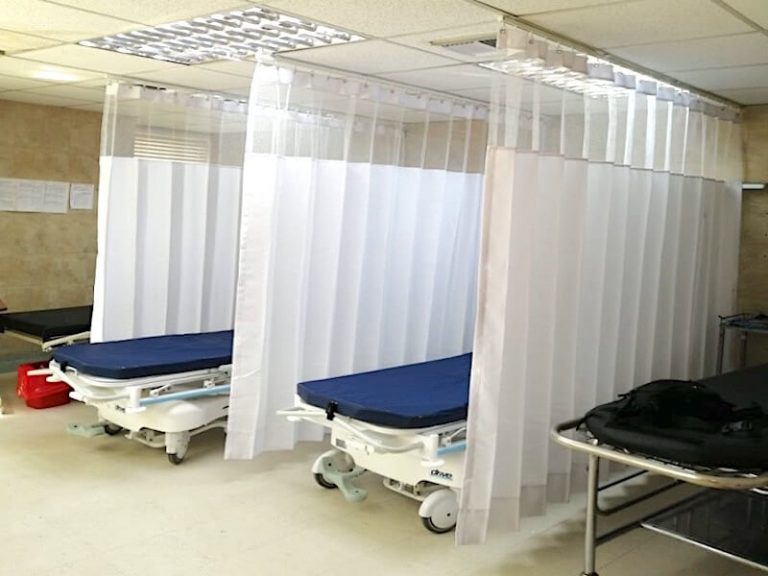 cortinas para hospitales ecuador.